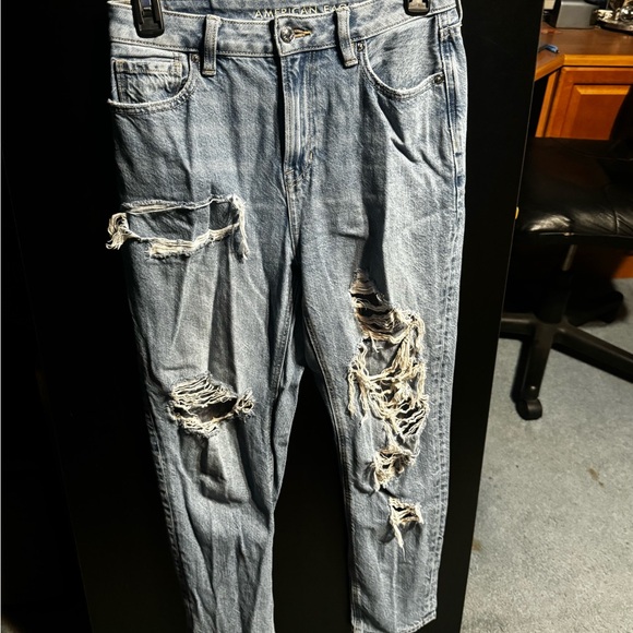 American eagle Mom jeans - Picture 2 of 5